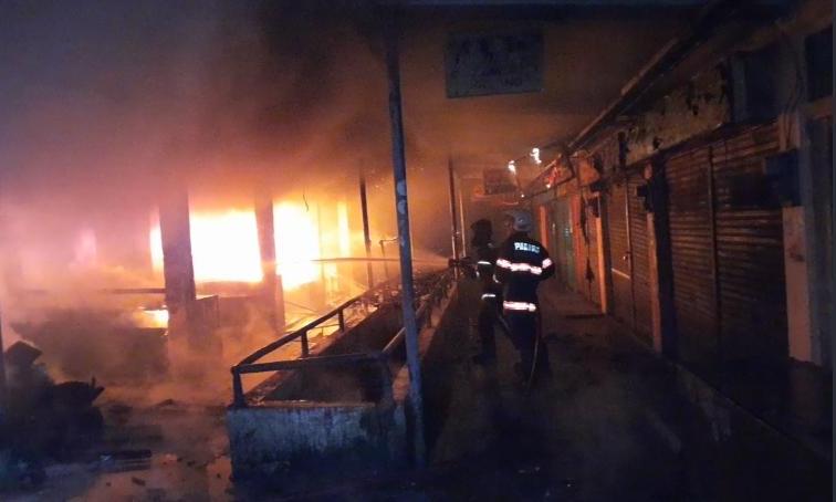 Kesaksian Satpam saat Kebakaran di Pasar Raya: Awal Api dari Warung Kopi