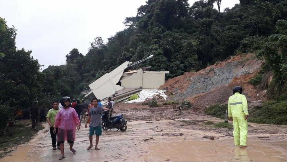 Longsor di Sijunjung