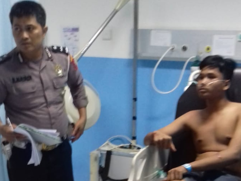 Salah satu korban selamat dari tabrakan maut di Padang