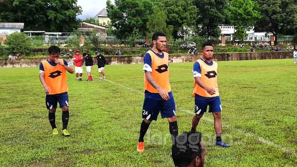 Vendri Mofu bergabung latihan di seleksi hari ketiga Semen Padang FC. (Foto: Rahmadi)