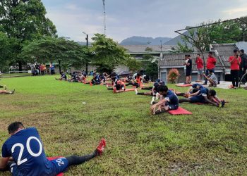 Suasana latihan hari ketiga skuad Semen Padang FC