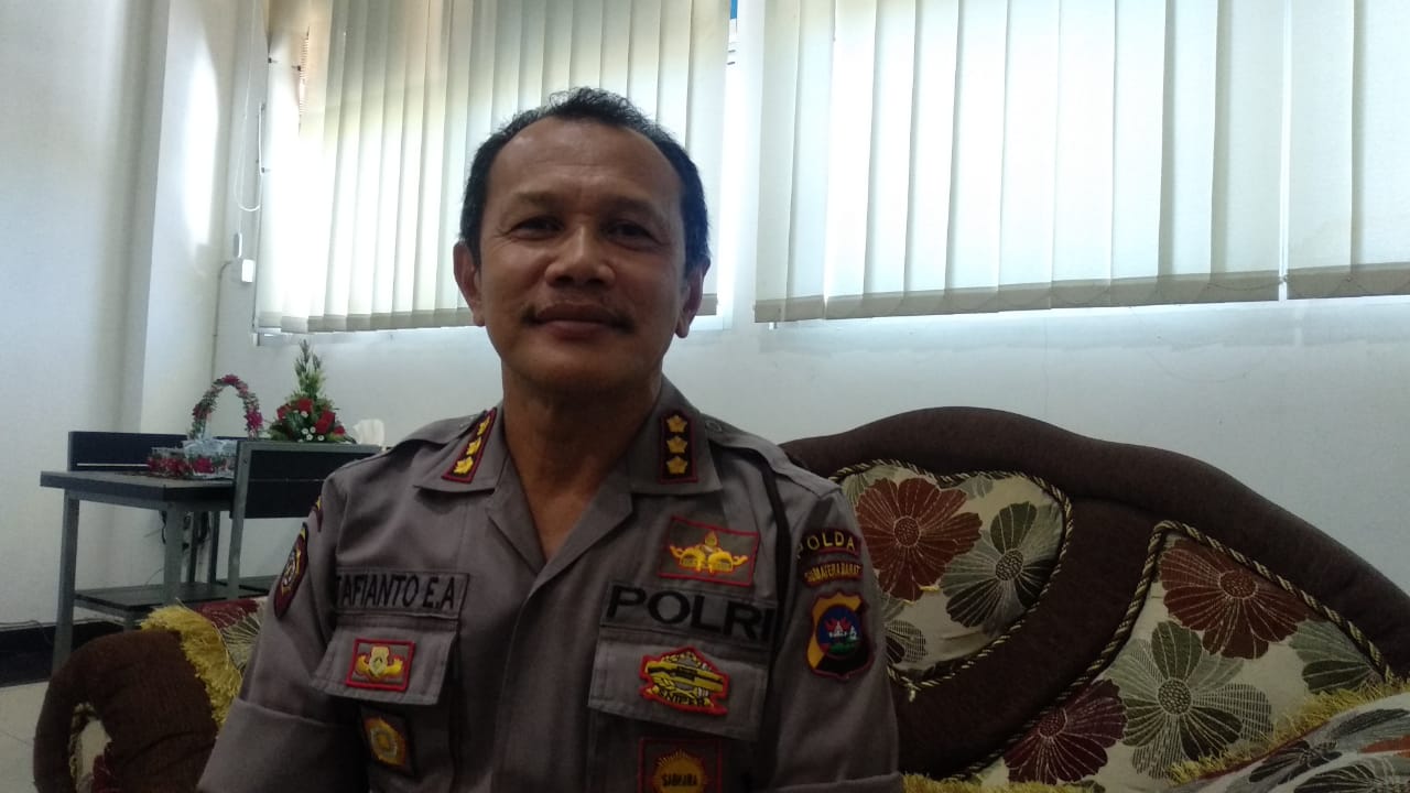 Direktur Samapta Bhayangkara Polda Sumbar, Kombes Pol Tafianto Eko Atmojo. (Irwanda/langgam.id)