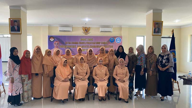 Dharma Wanita BNNP Sumbar Ikut Sosialisasikan Bahaya Narkoba