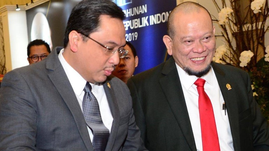 Ketua DPD Minta OJK Buka Hotline Pengaduan