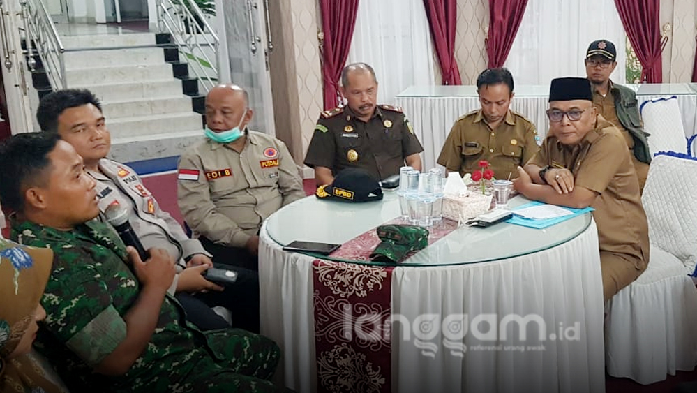 Penyemprotan Disinfektan di Pasaman Barat