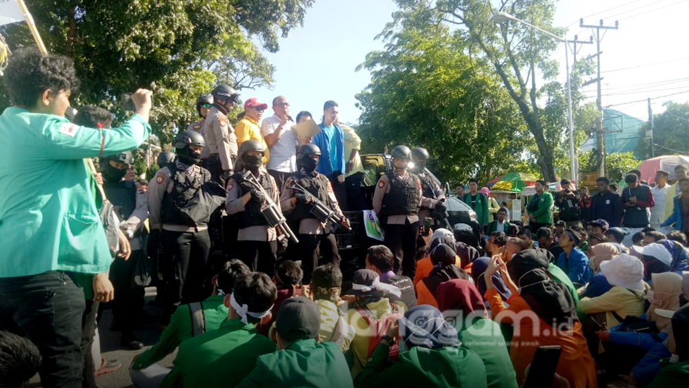 Aksi Tolak RUU Omnibus Law