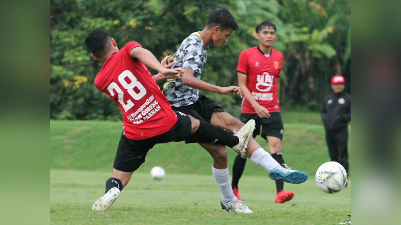 semen padang Uji Coba ke Solo