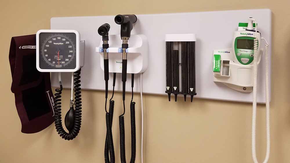 Pesisir Selatan Kekurangan Alat Kesehatan Pemeriksaan Covid-19 Corona