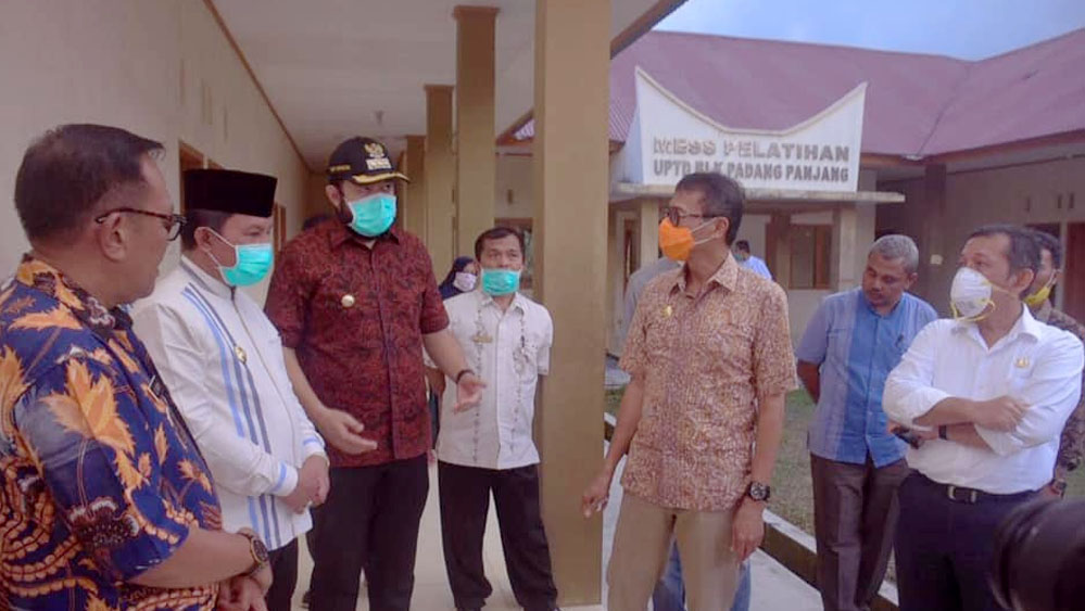 BLK Produksi Masker untuk Masyarakat Sumbar