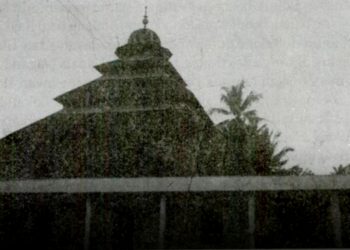 Masjid Bawan Tuo (Foto: M Asrul / Repro: Buku Masjid-masjid Bersejarah di Indonesia)