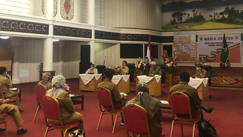 Gubernur Sumbar dan Wali Kota Padang Bahas Penambahan RS Khusus Covid-19