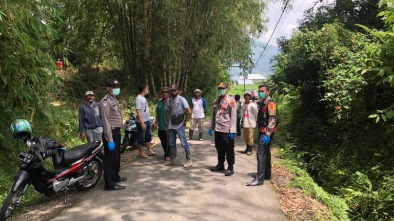 Polres Padang Panjang Amankan Pemakaman Seorang PDP dengan Standar Covid-19