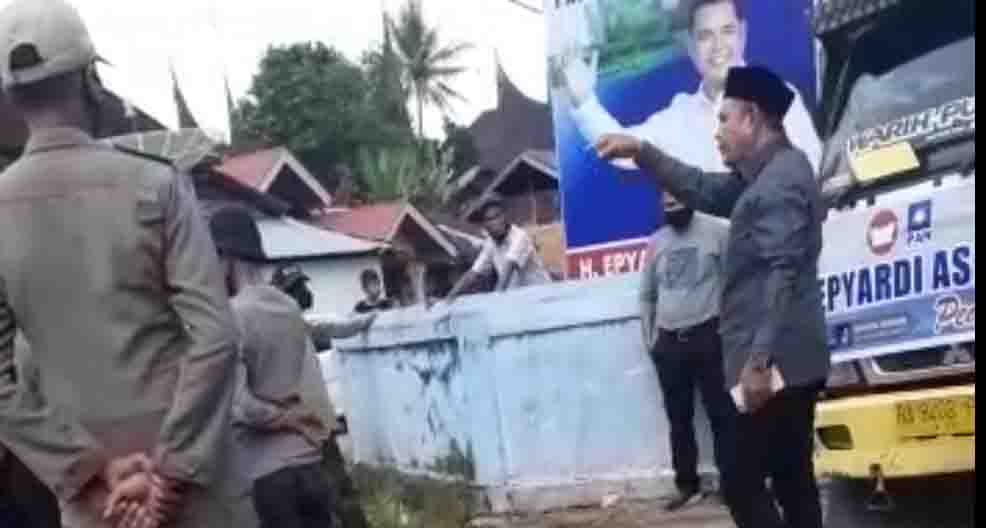 Kumpulkan Massa Saat PSBB di Sumbar, Mantan Anggota DPR Malah Ngamuk Diperingati Petugas