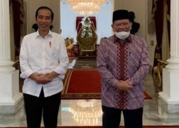 Ketua DPD RI bersama presiden. (Foto: dok dpd)