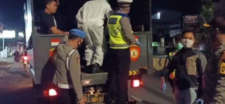 Razia pelanggaran PSBB di Payakumbuh. (Dok.Tribrata)