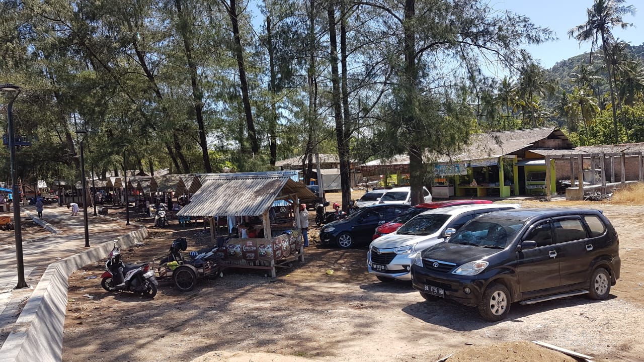 Bantah Istilah Ilegal Kadis Pariwisata, Warga Air Manis: Tempat Saya Bersertifikat