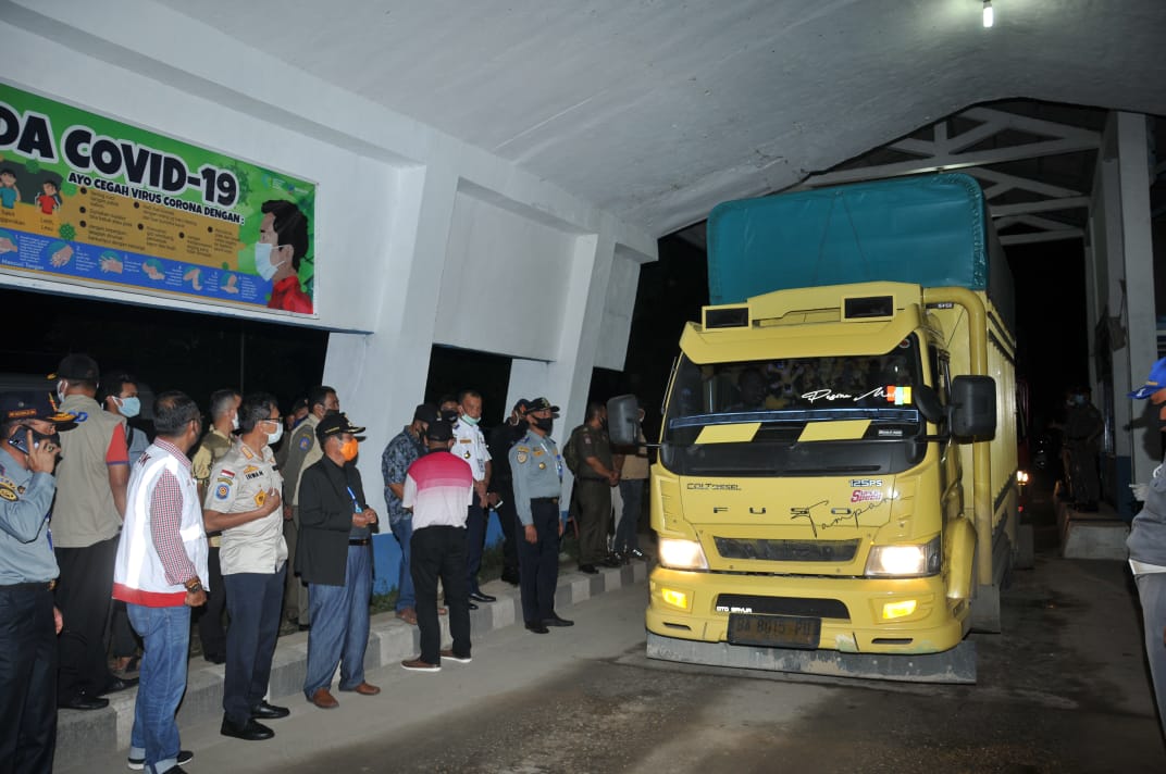 Pos Perbatasan Sijunjung Diterobos Pemudik, Penjagaan Kini Libatkan Brimob