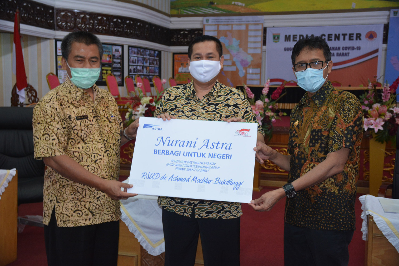 Astra Salurkan Bantuan Ventilator untuk Sumbar