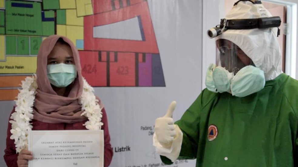 Dokter Pengambil Swab | Farhaan Abdullah