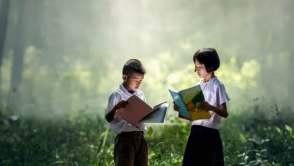 Rapor Siswa SD dan SMP di Padang Dibagikan Via Online