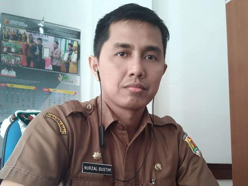 Kabag Humas dan Protokol Pemerintah Kota Solok, Nurzal Gustim. (Foto: Dok.Pribadi)