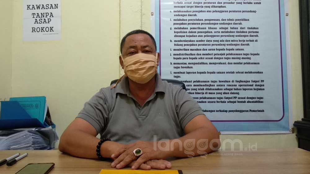 Kepala Bidang Penegak Peraturan Perundang Undangan Satpol PP Kota Padang, Bambang Suprianto. (Foto: Irwanda)