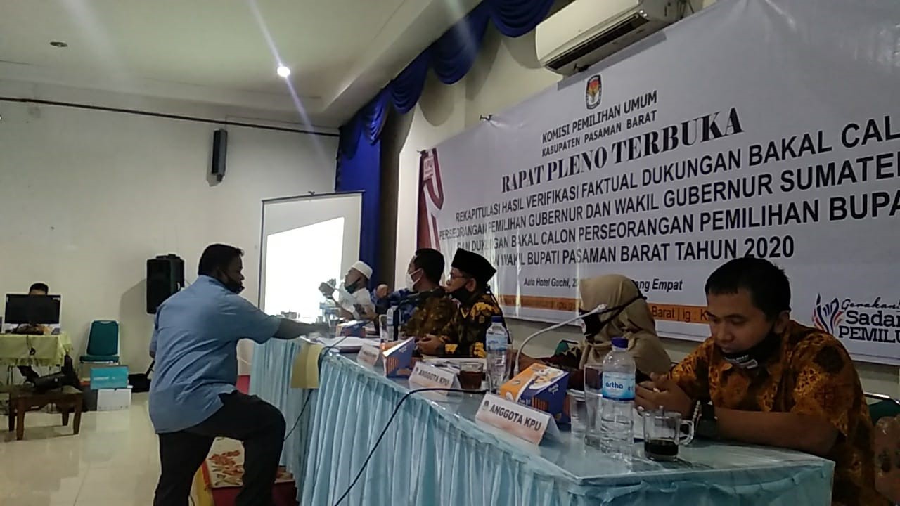 Pleno KPU Pasaman Barat, Calon Independen Masih Kekurangan Dukungan