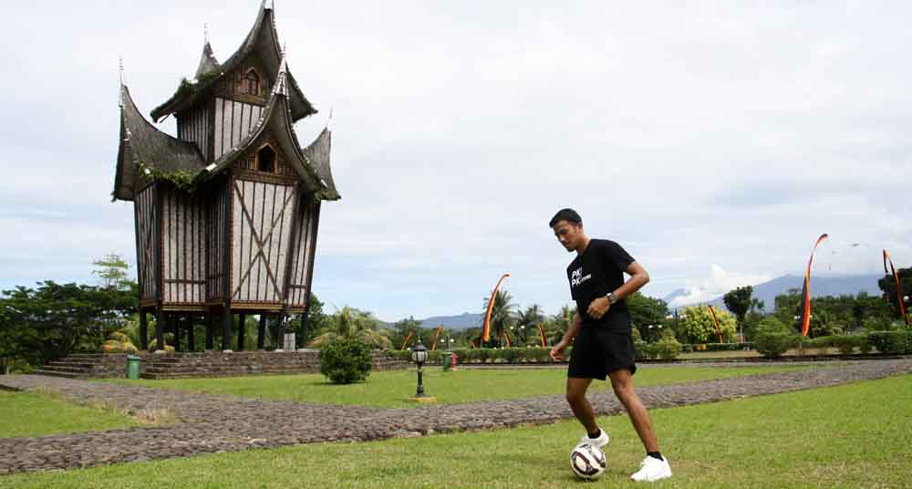 Diumumkan Hari Ini, Eks Pemain Semen Padang FC Masuk Nominasi Kiper Terbaik Liga 1 Versi APPI