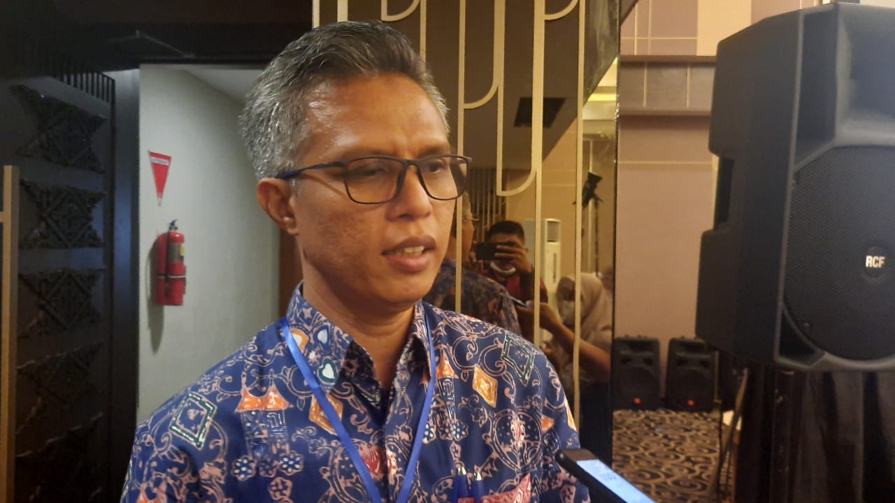 Komisioner KPU Sumbar Izwaryani. (Foto: Rahmadi)