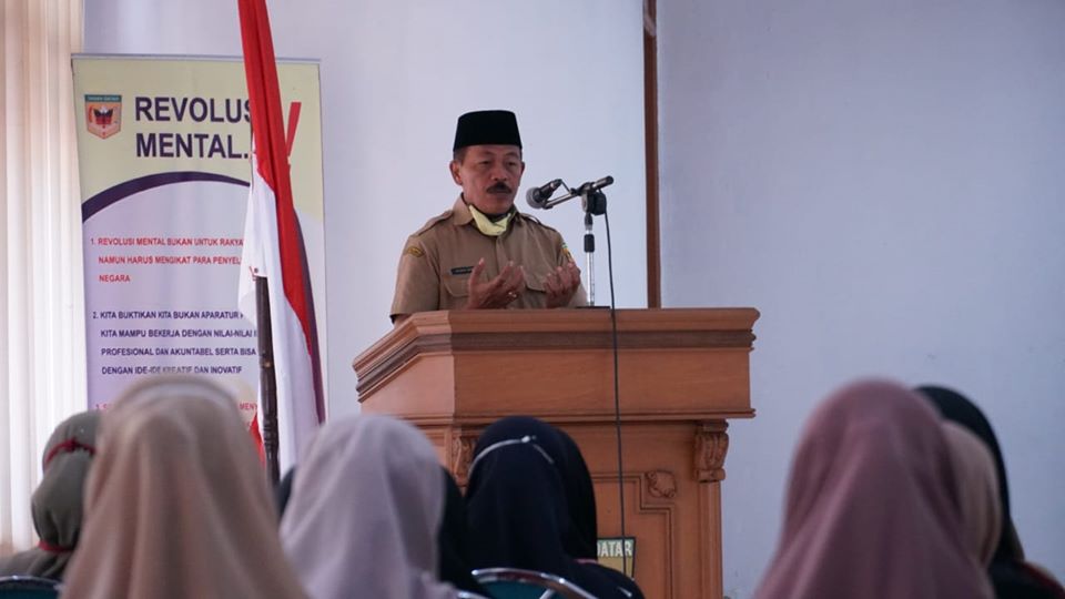 Rp1,2 Miliar Bantuan Pendidikan Disalurkan untuk 535 Anak Tanah Datar