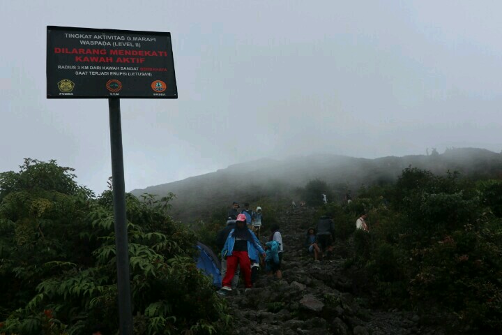 BKSDA Sumbar kembali membuka pendakian ke Taman Wisata Alam (TWA) Gunung Marapi pada 24 Juli 2023. kali ini pendaki bisa melakukan pendakian