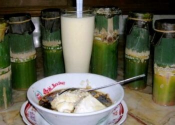 Nikmatnya Ampiang Dadiah Kuliner Khas Minangkabau