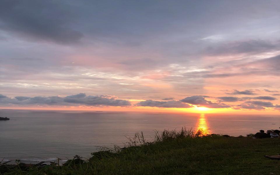 Bukit Gado-Gado Tempat Wisata Favorit Kaum Milenial