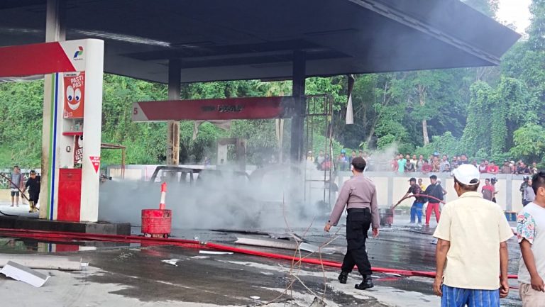 Polisi Masih Selidiki Penyebab Kebakaran SPBU Muaro Bodi di Sijunjung