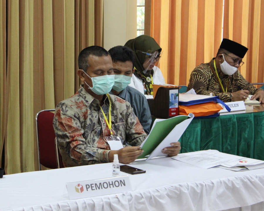 Musyawarah sengketa KPU vs Fakhrizal-Genius