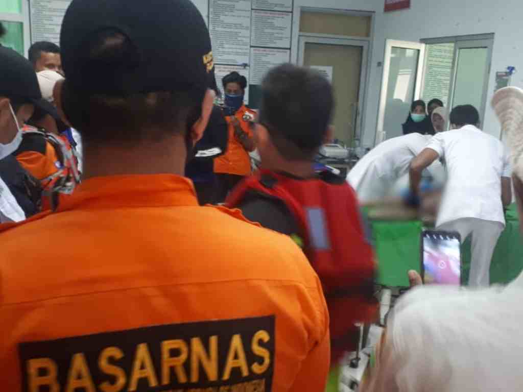 Jenazah bocah korban hanyut di Batang Lembang, Kota Solok ditemukan meninggal dunia. (Foto: Dok.Basarnas Padang)