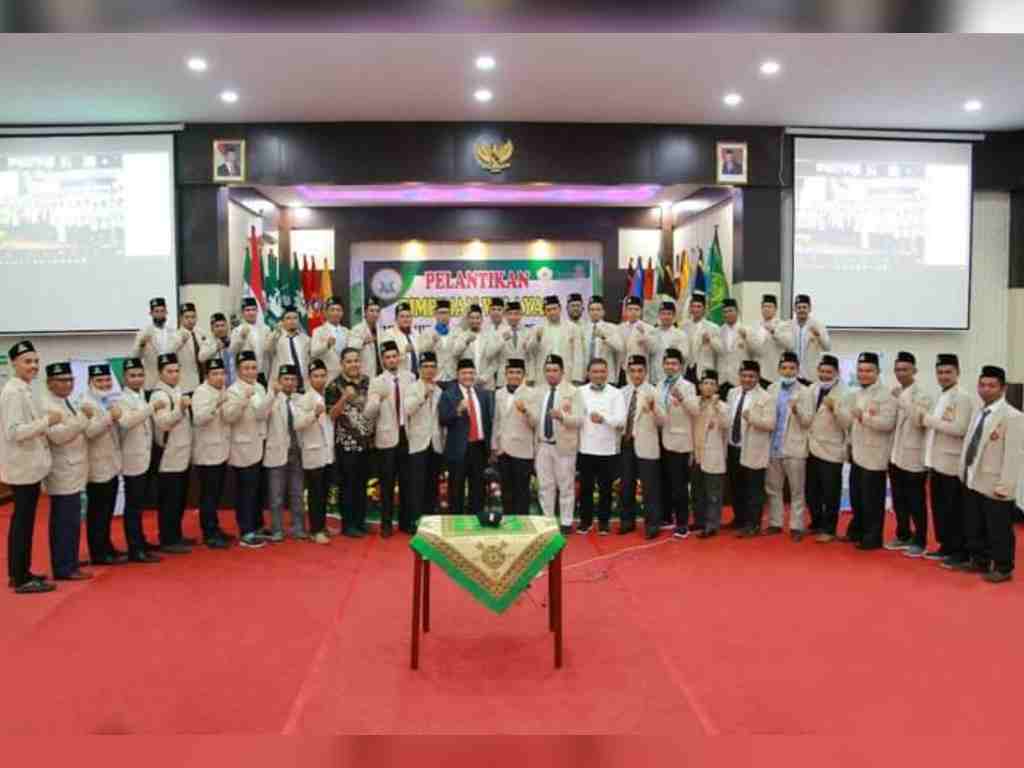 Foto bersama pengurus PWPM Sumbar periode 2018-2022 usai dilantik Ketum Pemuda Muhammadiyah secara virtual. (Foto: Istimewa)