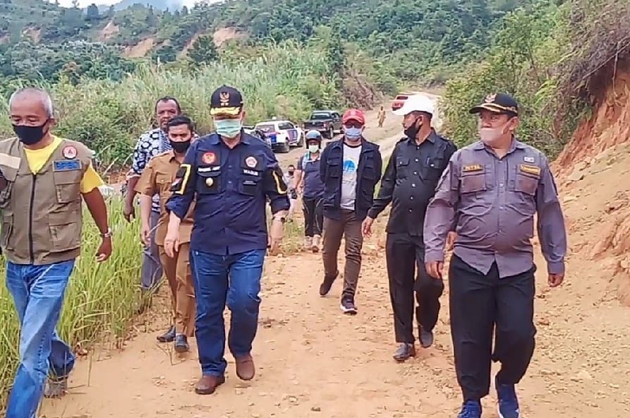 HUT RI ke-75, Garabak Data Solok Masih Bergelimang Ketertinggalan