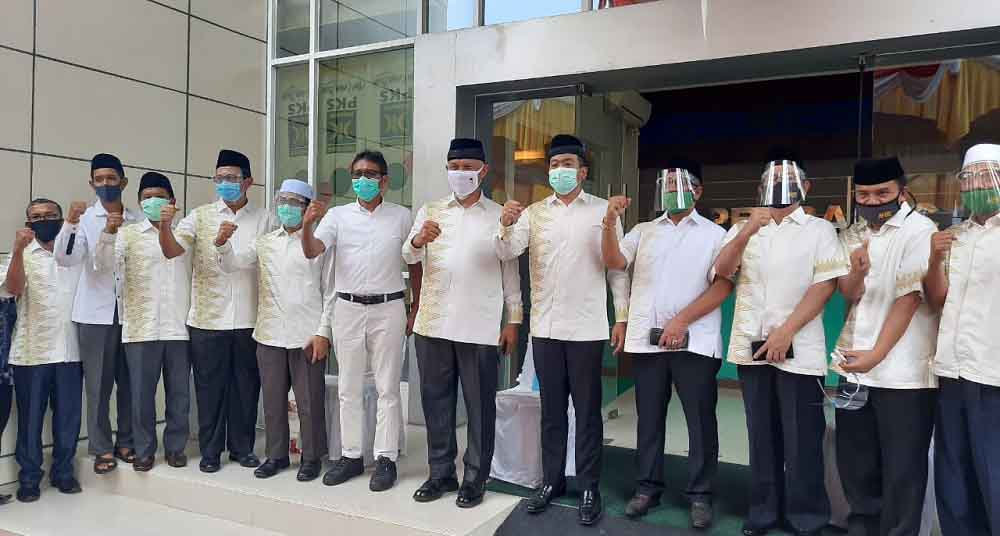 Mahyeldi-Audy Mendaftar KPU