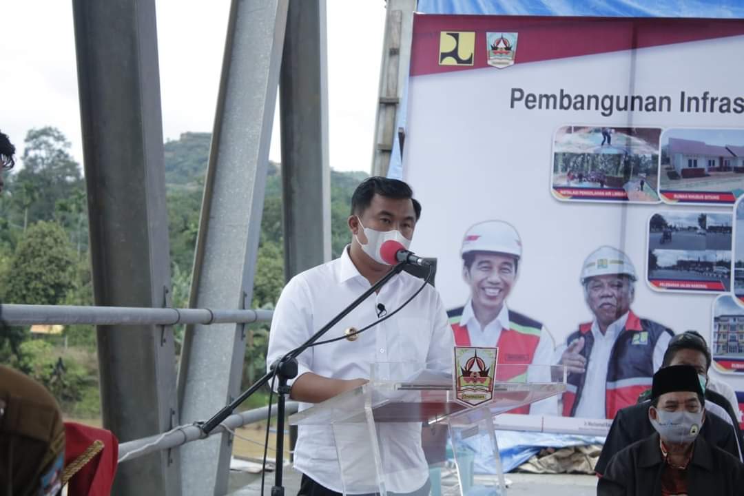 Menteri PUPR Resmikan 10 Proyek Infrastruktur di Dharmasraya