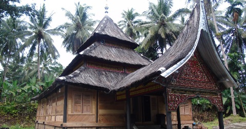 KKN di Padang Pariaman, Mahasiswa UNRI Bikin Video Cagar Budaya "Surau Atap Ijuik"