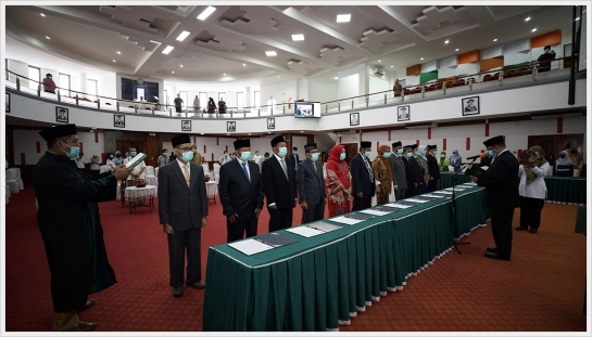 Rektor Unand Lantik Wakil Dekan 4 Fakultas
