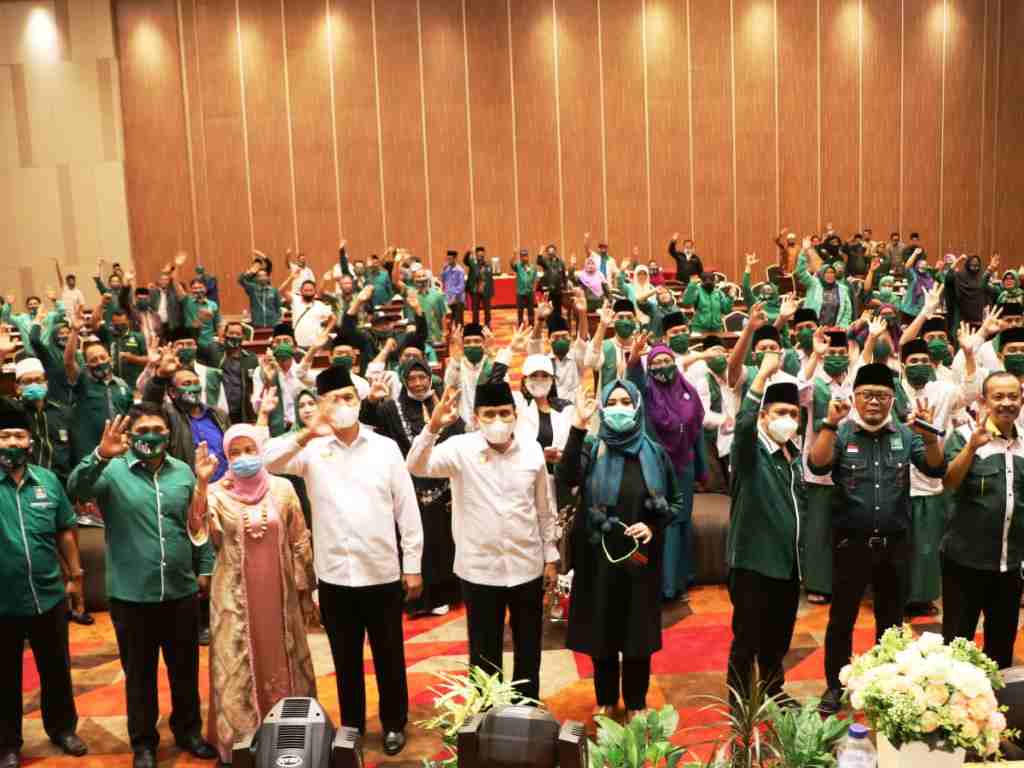 Pasangan Fakhrizal-Genius Umar ketika menghadiri Rakerwil PKB Sumbar. (Foto: Dok.Istimewa)