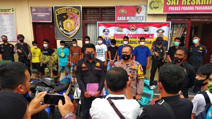 Polres Padang Pariaman Ringkus 7 Tersangka Pelaku dan Penadah Curanmor