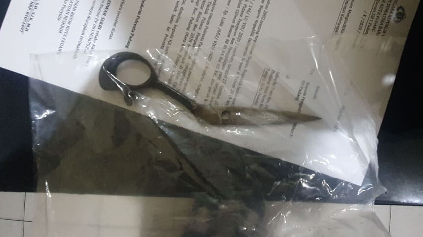 Pembunuhan di Padang, Ibu dan Anak Ditusuk dengan Gunting oleh Adik Ipar