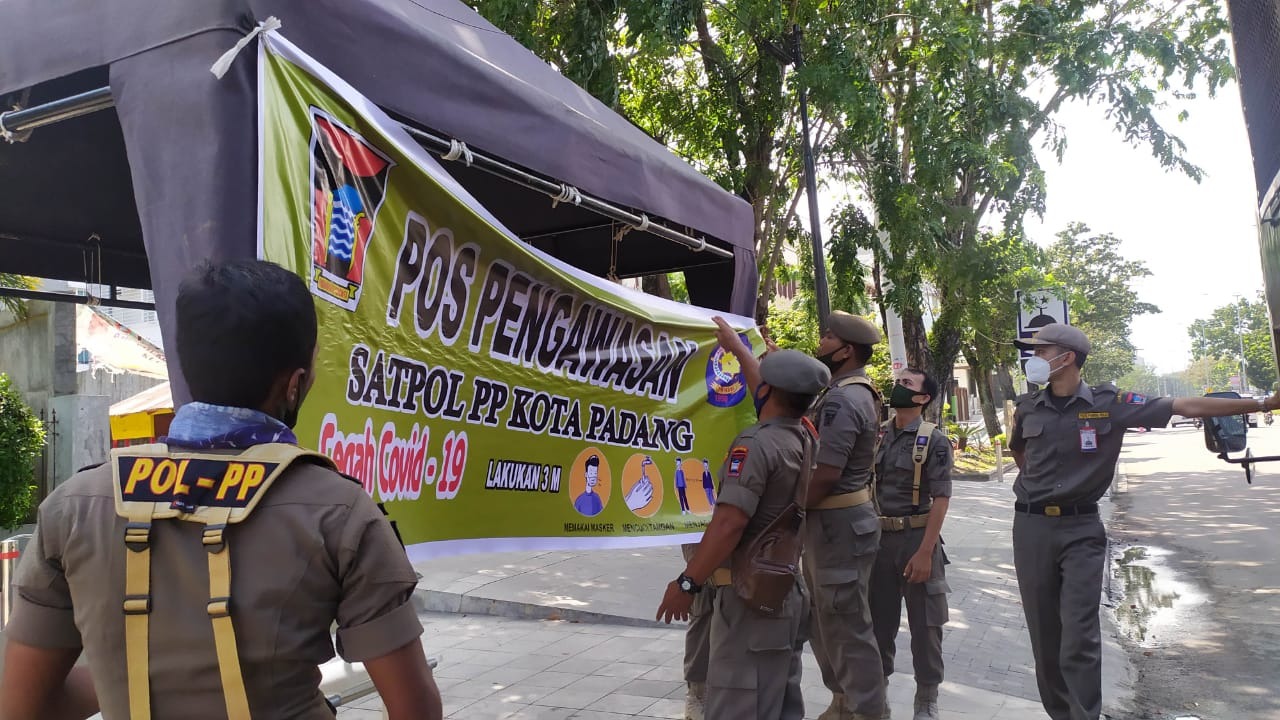 Intai Warga Tak Pakai Masker, Satpol PP Padang Dirikan Posko di Tengah Kota