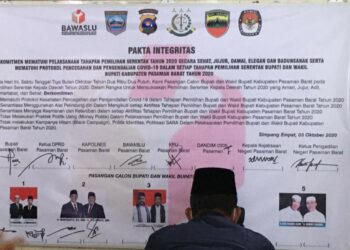 Pakta integritas Pilkada Pasaman Barat. (Foto: Ian/langgam.id)