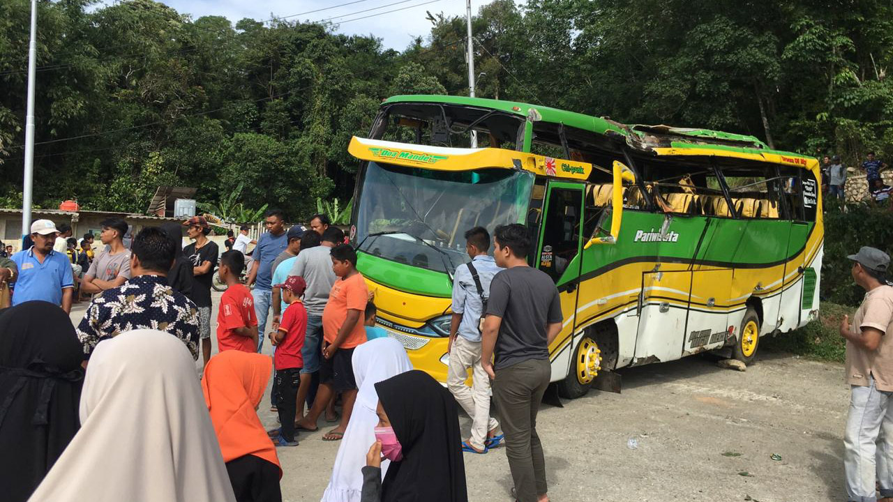 Kronologi Bus Terbalik di Kawasan Wisata Cinangkiak Solok