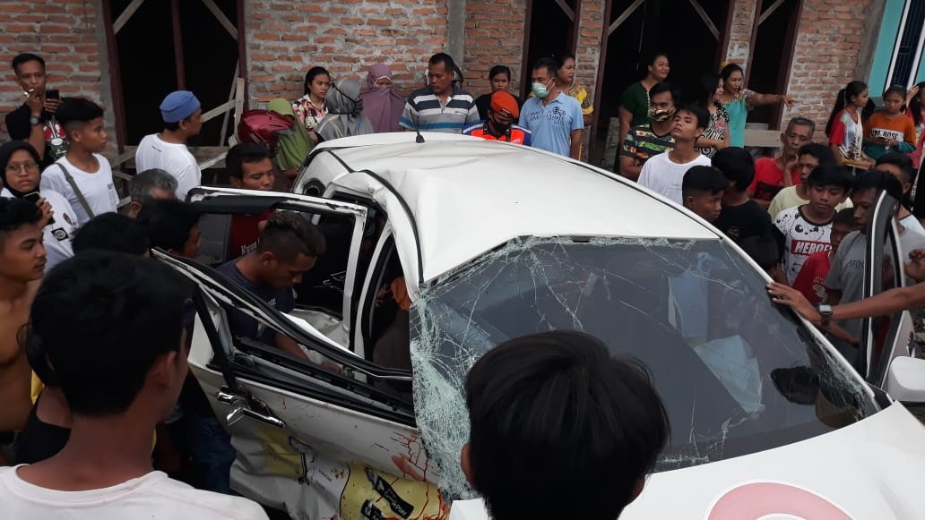 Taksi Online Vs KA Sibinuang: Sopir Sudah Diteriaki Ada Kereta Lewat