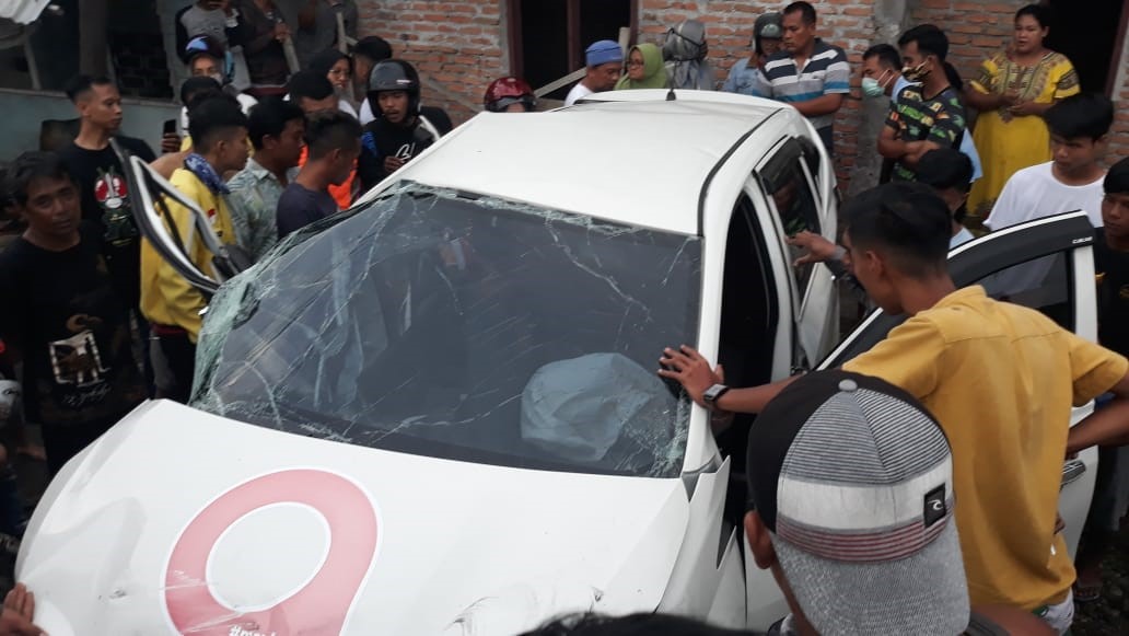 Taksi Online Vs Kereta Api di Padang: Sopir Meninggal Dunia, 2 Penumpang Luka-luka